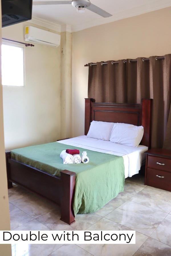 Hotel Enrique II Zona Colonial Vista Al Malecon Santo Domingo Ngoại thất bức ảnh