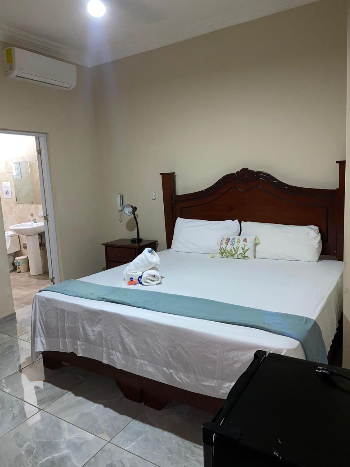 Hotel Enrique II Zona Colonial Vista Al Malecon Santo Domingo Ngoại thất bức ảnh