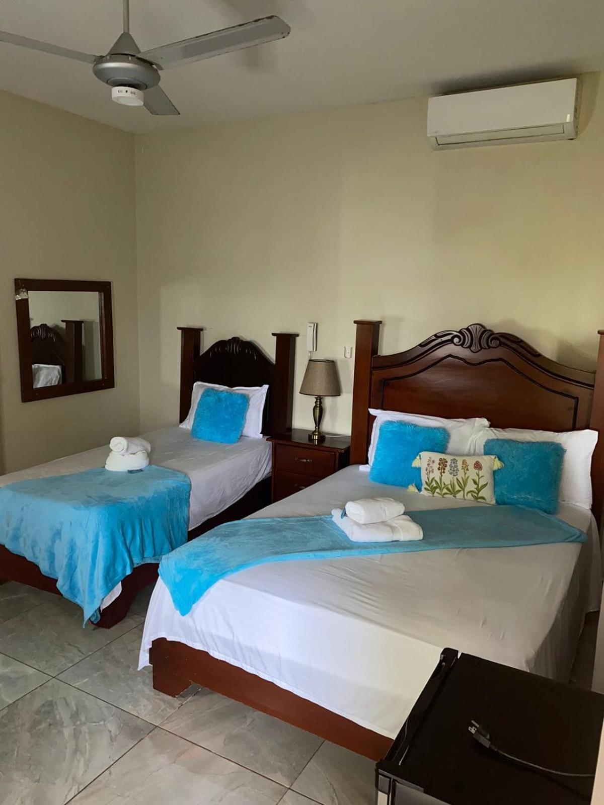 Hotel Enrique II Zona Colonial Vista Al Malecon Santo Domingo Ngoại thất bức ảnh