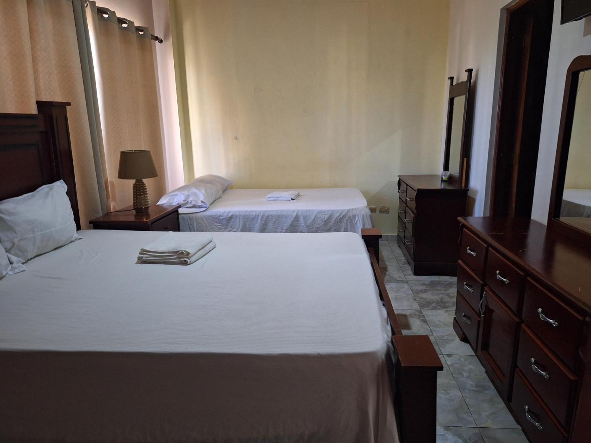 Hotel Enrique II Zona Colonial Vista Al Malecon Santo Domingo Ngoại thất bức ảnh