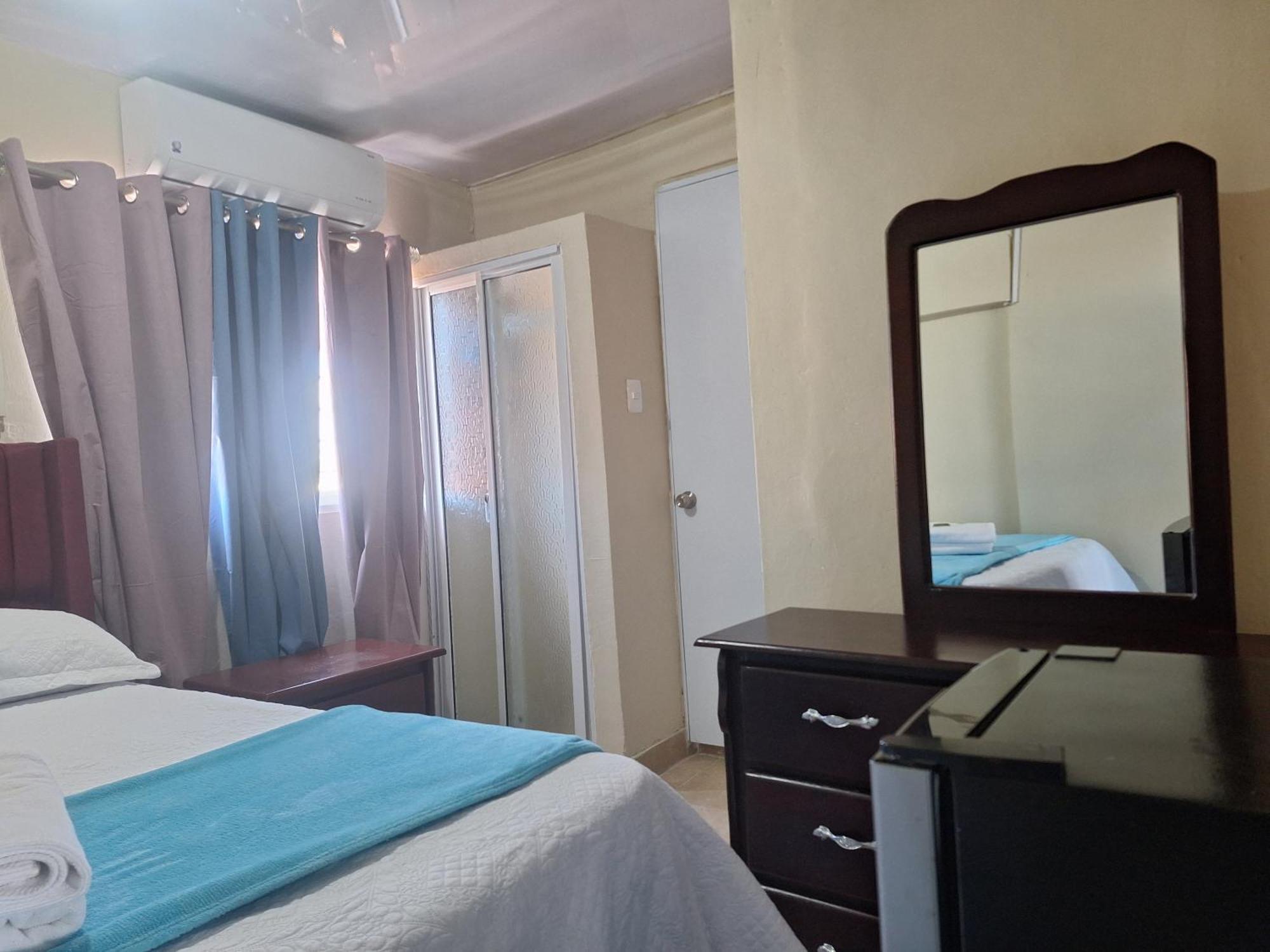 Hotel Enrique II Zona Colonial Vista Al Malecon Santo Domingo Ngoại thất bức ảnh